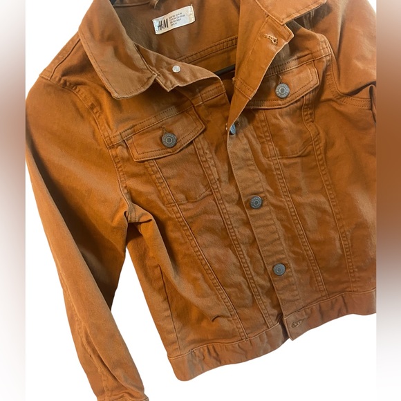 H&M - Picture 2 of 8